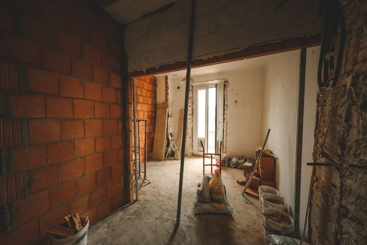 Obra en ejecución — proceso de referencia